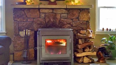 Heating Your Home With Wood‚ by Hollyberry